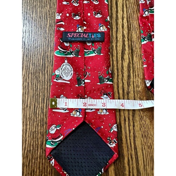 SpecialTies Hallmark Men's Red Santa Golfing Penguins Tie Holiday 100% Silk EUC - Picture 6 of 8